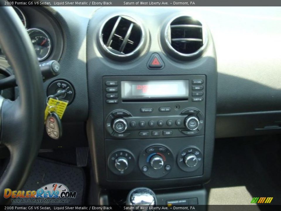 2008 Pontiac G6 V6 Sedan Liquid Silver Metallic / Ebony Black Photo #13