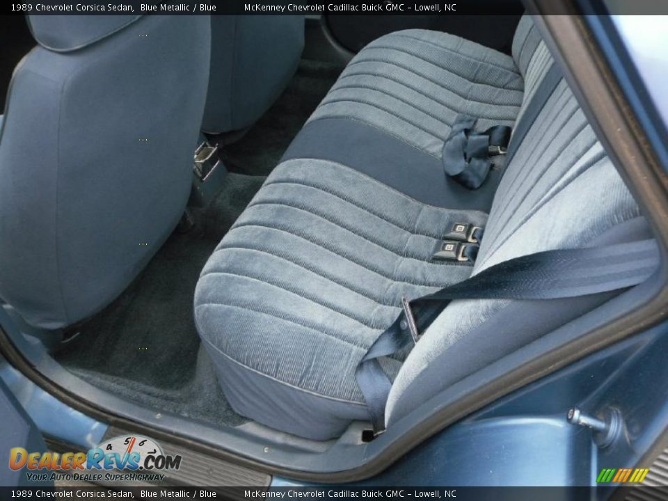 1989 Chevrolet Corsica Sedan Blue Metallic / Blue Photo #11