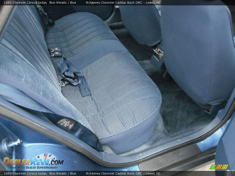 1989 Chevrolet Corsica Sedan Blue Metallic / Blue Photo #15