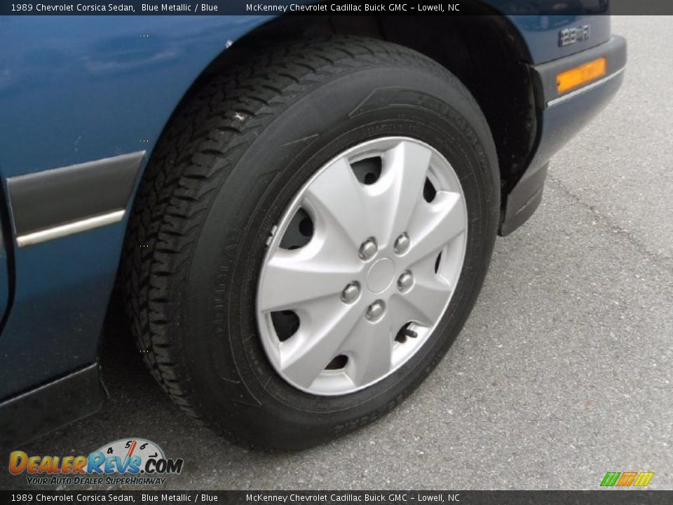 1989 Chevrolet Corsica Sedan Blue Metallic / Blue Photo #19
