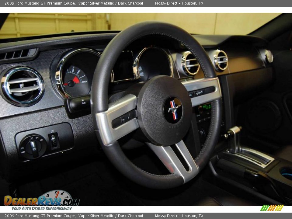 2009 Ford Mustang GT Premium Coupe Vapor Silver Metallic / Dark Charcoal Photo #14