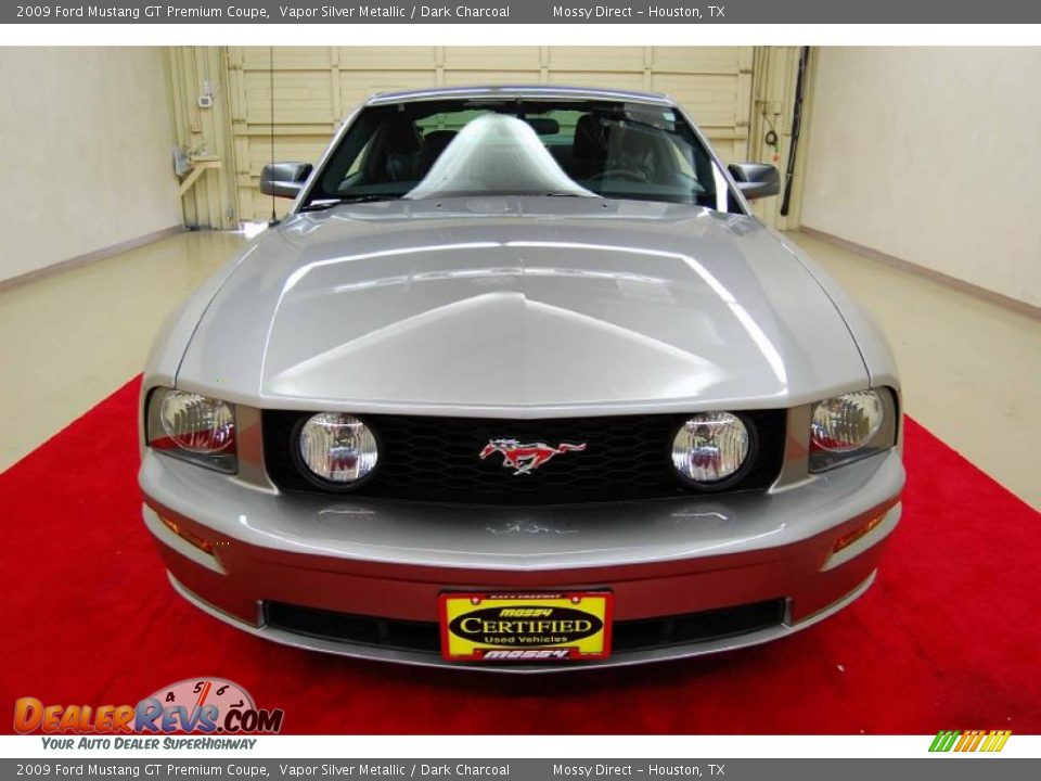 2009 Ford Mustang GT Premium Coupe Vapor Silver Metallic / Dark Charcoal Photo #36