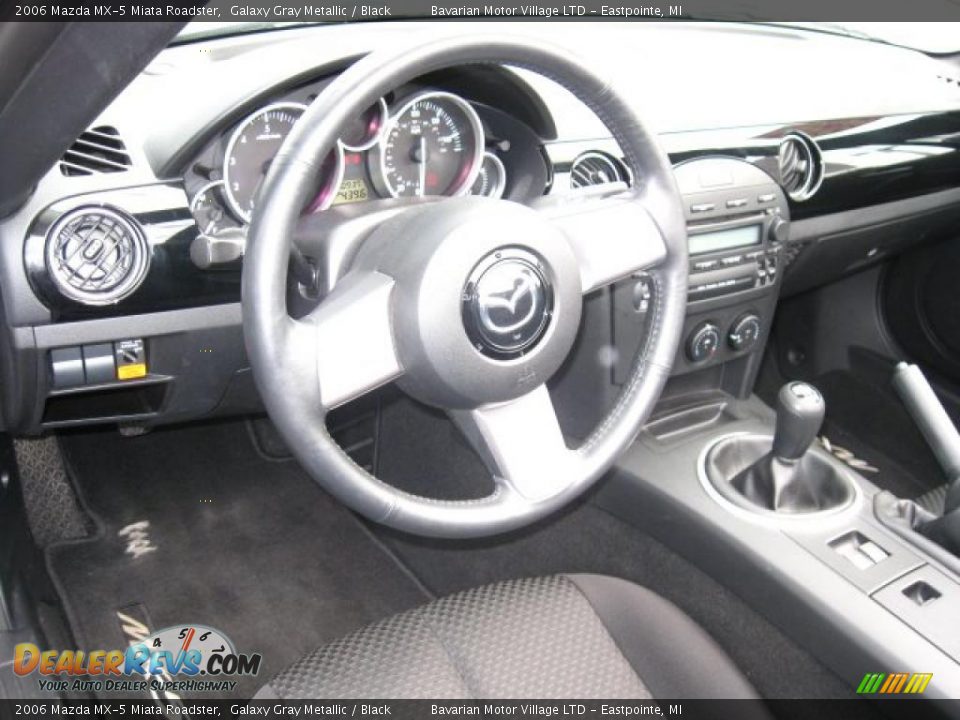 2006 Mazda MX-5 Miata Roadster Galaxy Gray Metallic / Black Photo #11