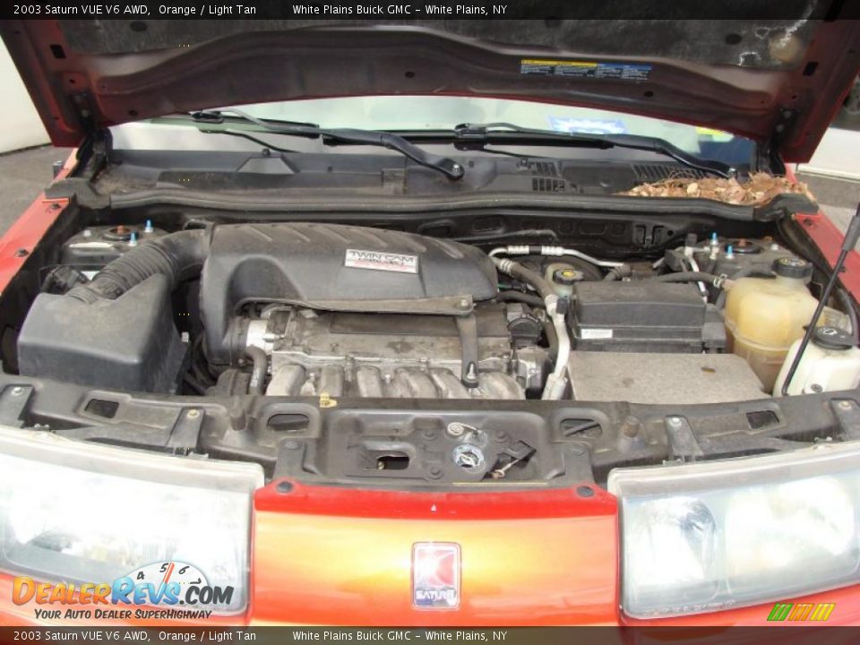 2003 Saturn VUE V6 AWD Orange / Light Tan Photo #23