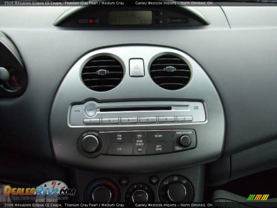 2006 Mitsubishi Eclipse GS Coupe Titanium Gray Pearl / Medium Gray Photo #17
