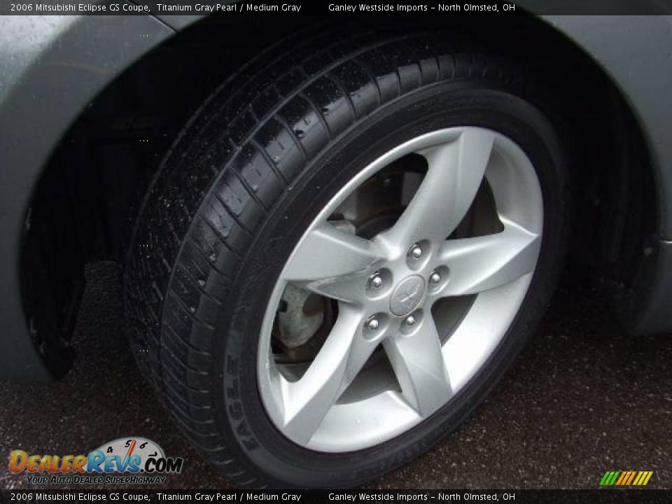 2006 Mitsubishi Eclipse GS Coupe Titanium Gray Pearl / Medium Gray Photo #22