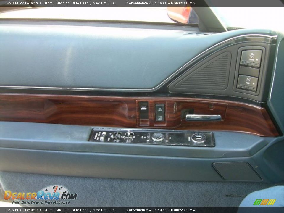 1998 Buick LeSabre Custom Midnight Blue Pearl / Medium Blue Photo #17