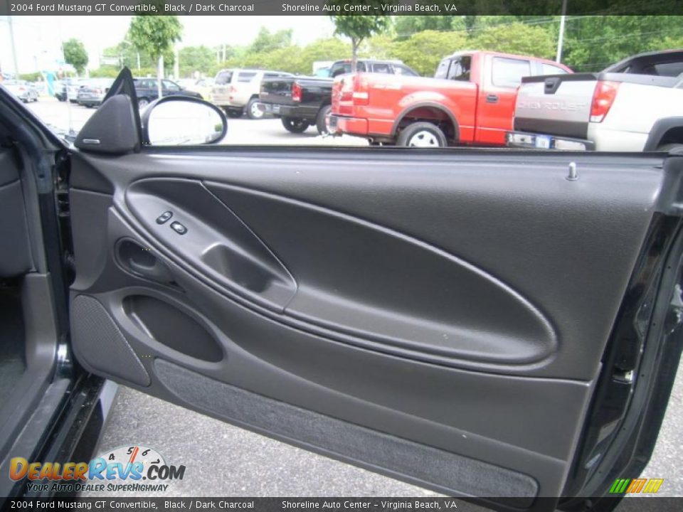 2004 Ford Mustang GT Convertible Black / Dark Charcoal Photo #12
