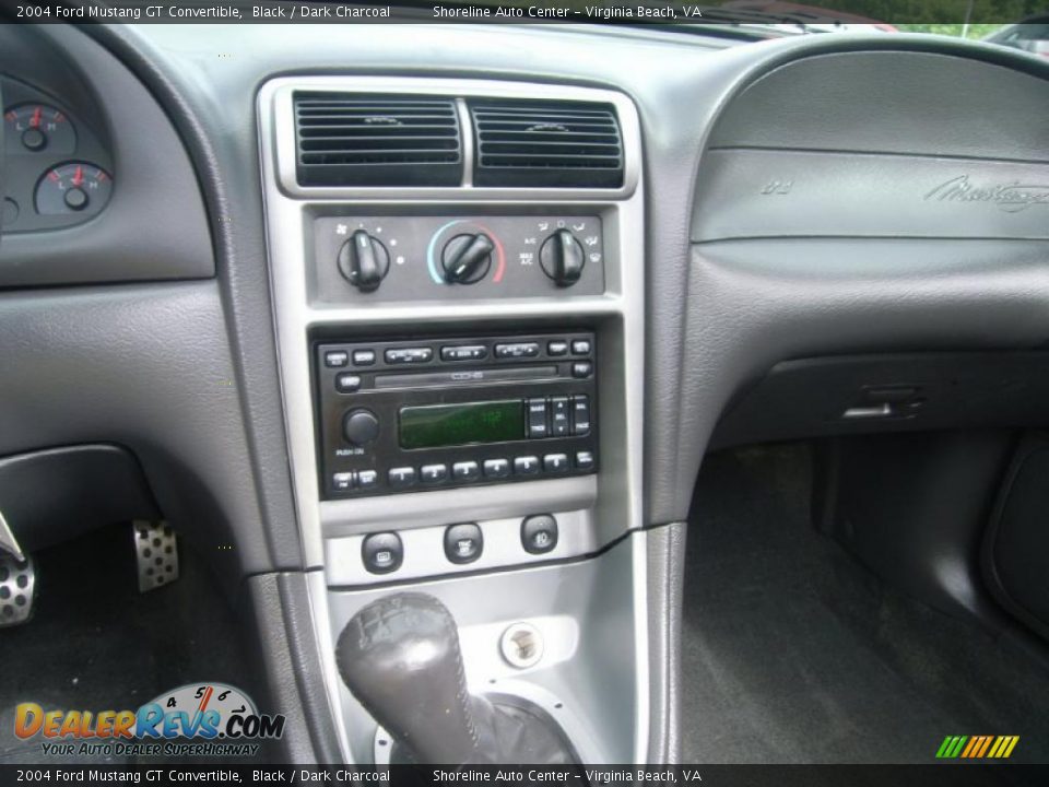 2004 Ford Mustang GT Convertible Black / Dark Charcoal Photo #16