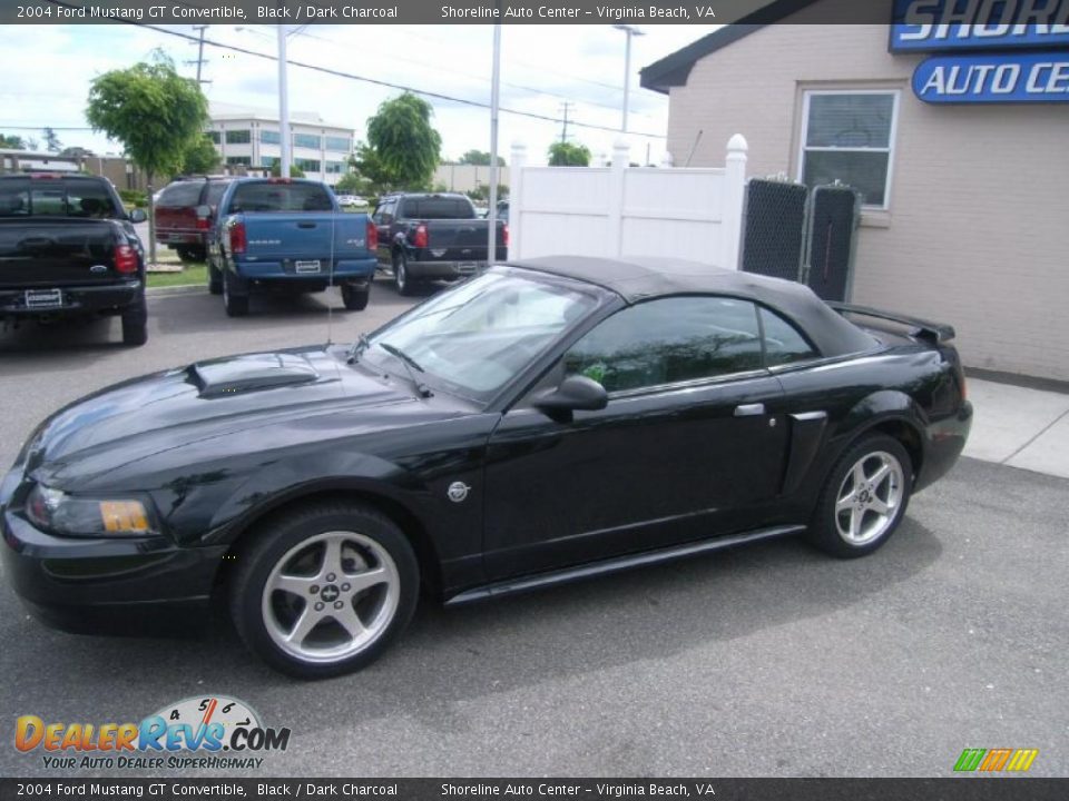 2004 Ford Mustang GT Convertible Black / Dark Charcoal Photo #28