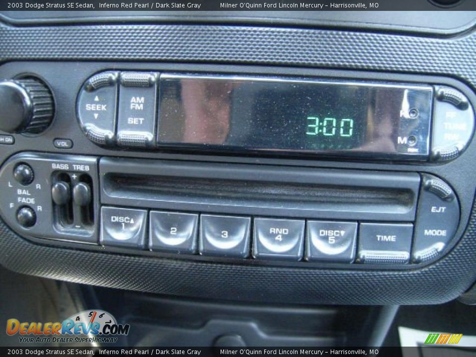 2003 Dodge Stratus SE Sedan Inferno Red Pearl / Dark Slate Gray Photo #27