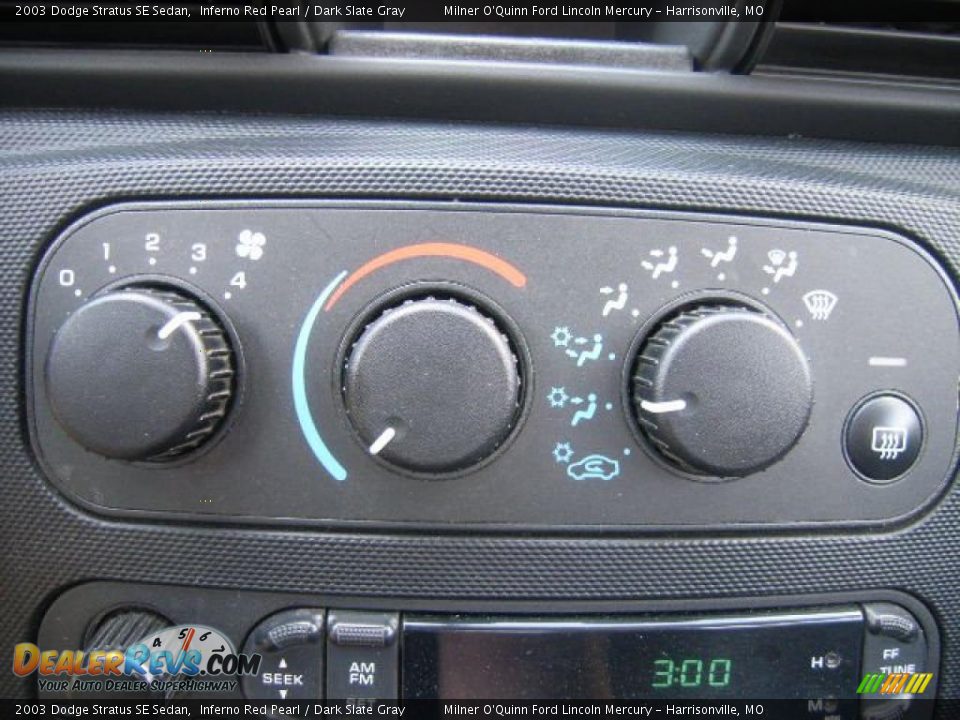 2003 Dodge Stratus SE Sedan Inferno Red Pearl / Dark Slate Gray Photo #28
