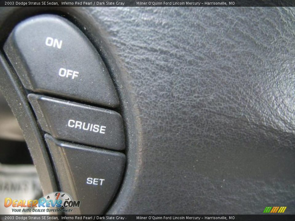 2003 Dodge Stratus SE Sedan Inferno Red Pearl / Dark Slate Gray Photo #31