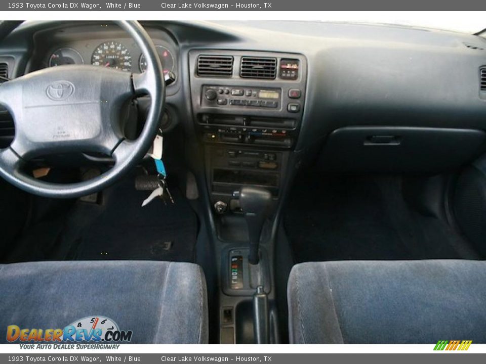 1993 Toyota Corolla DX Wagon White / Blue Photo #6