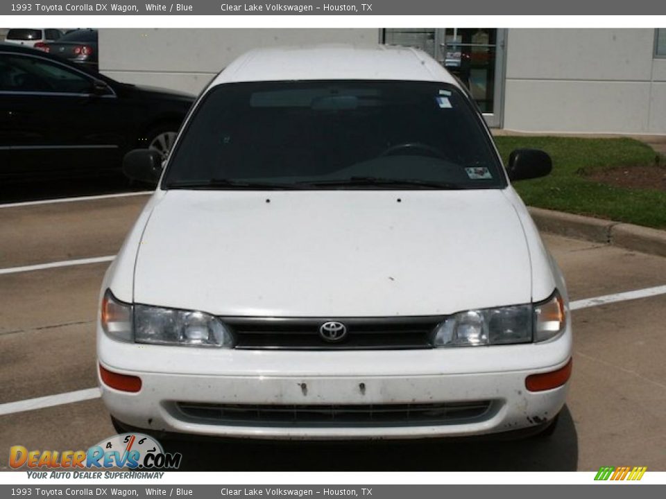 1993 Toyota Corolla DX Wagon White / Blue Photo #10