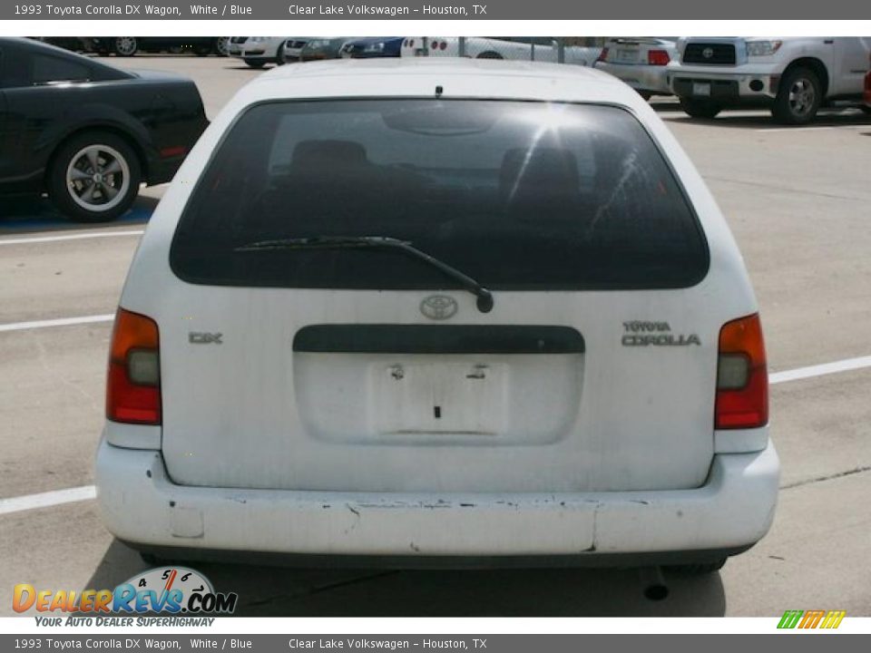 1993 Toyota Corolla DX Wagon White / Blue Photo #14