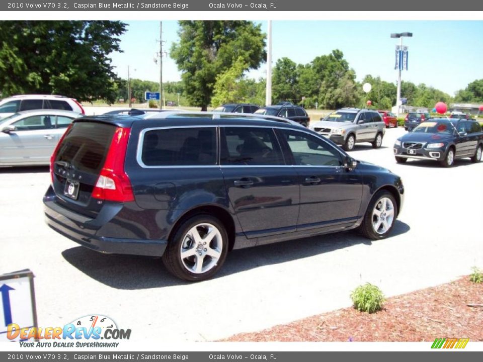 2010 Volvo V70 3.2 Caspian Blue Metallic / Sandstone Beige Photo #7