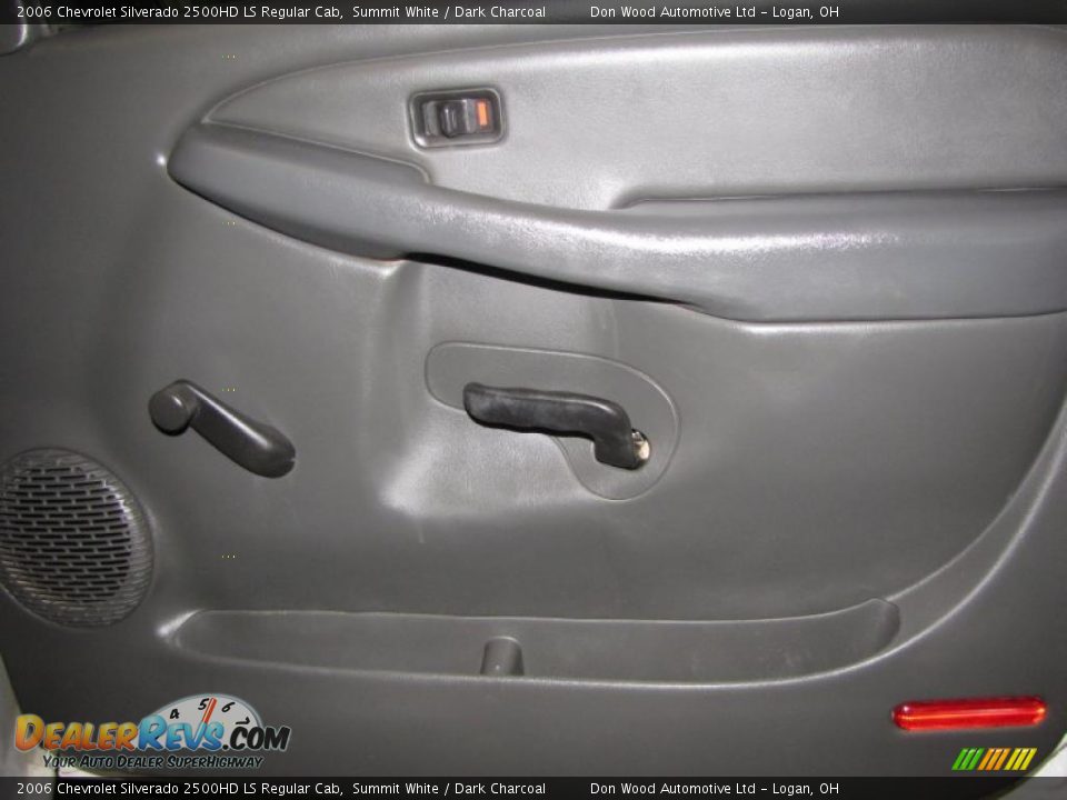 2006 Chevrolet Silverado 2500HD LS Regular Cab Summit White / Dark Charcoal Photo #18