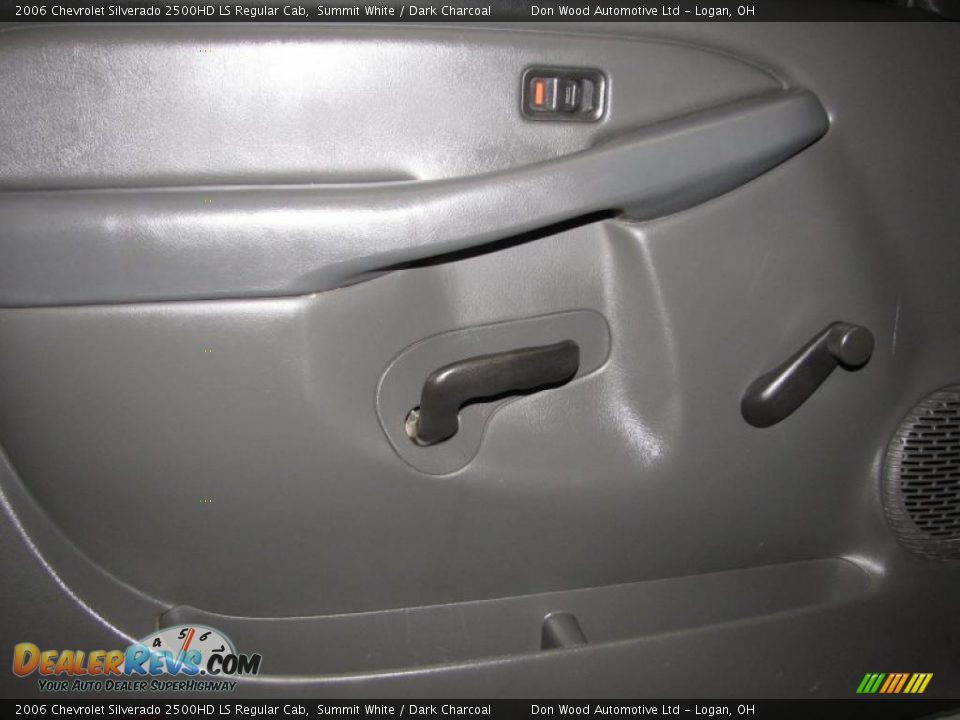 2006 Chevrolet Silverado 2500HD LS Regular Cab Summit White / Dark Charcoal Photo #19