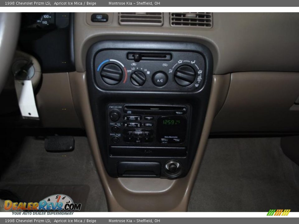 1998 Chevrolet Prizm LSi Apricot Ice Mica / Beige Photo #36