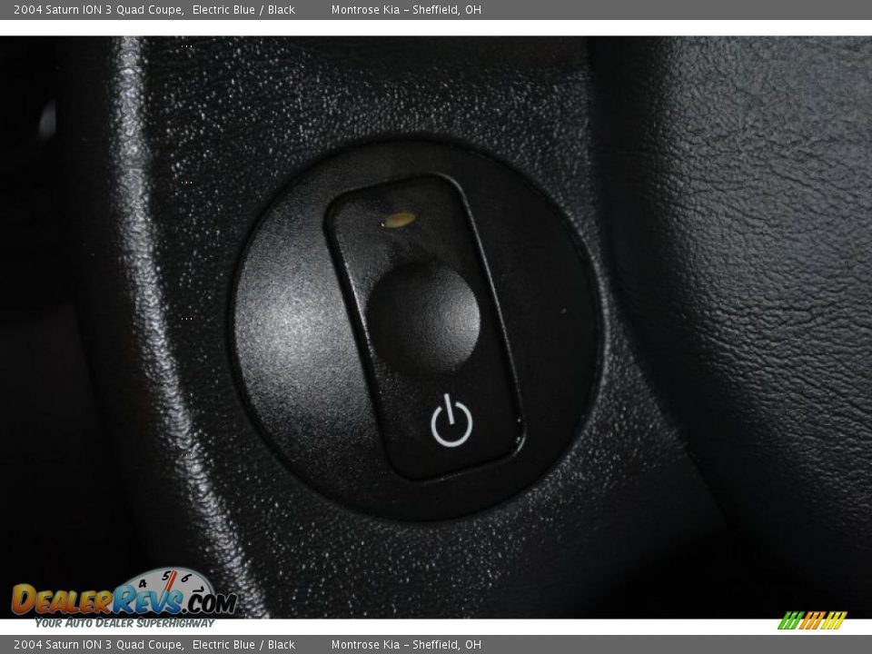 2004 Saturn ION 3 Quad Coupe Electric Blue / Black Photo #31