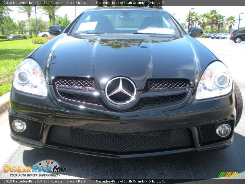 2010 Mercedes-Benz SLK 300 Roadster Black / Black Photo #3