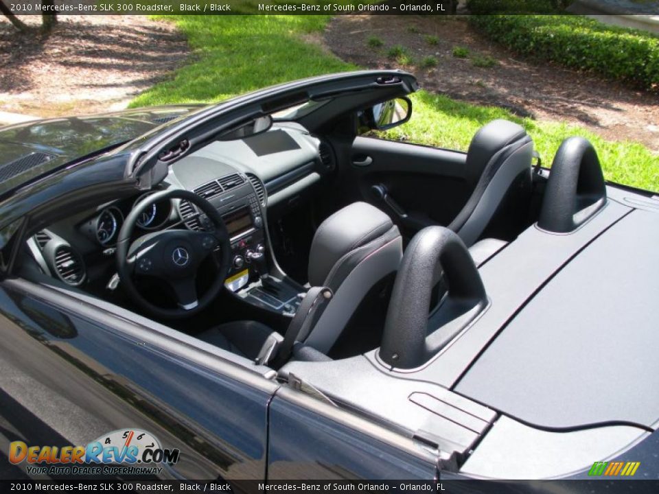 2010 Mercedes-Benz SLK 300 Roadster Black / Black Photo #10