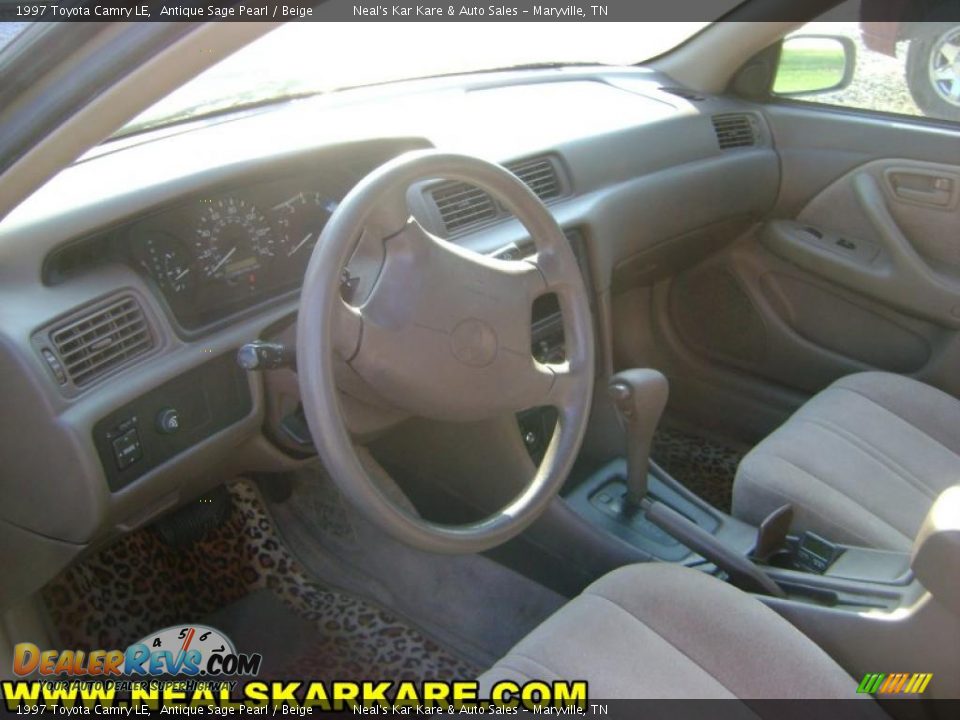 1997 Toyota Camry LE Antique Sage Pearl / Beige Photo #6