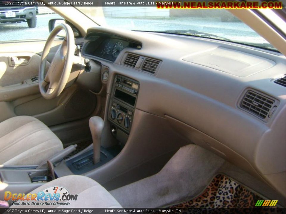 1997 Toyota Camry LE Antique Sage Pearl / Beige Photo #10