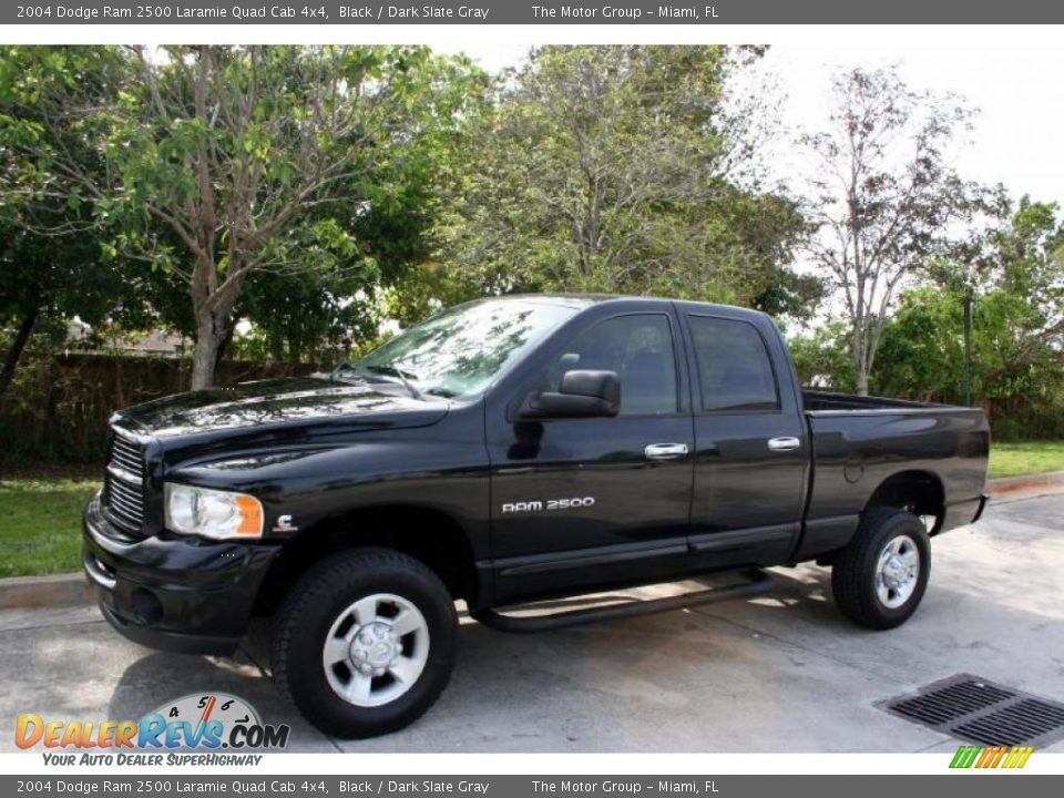 2004 Dodge Ram 2500 Laramie Quad Cab 4x4 Black / Dark Slate Gray Photo #2