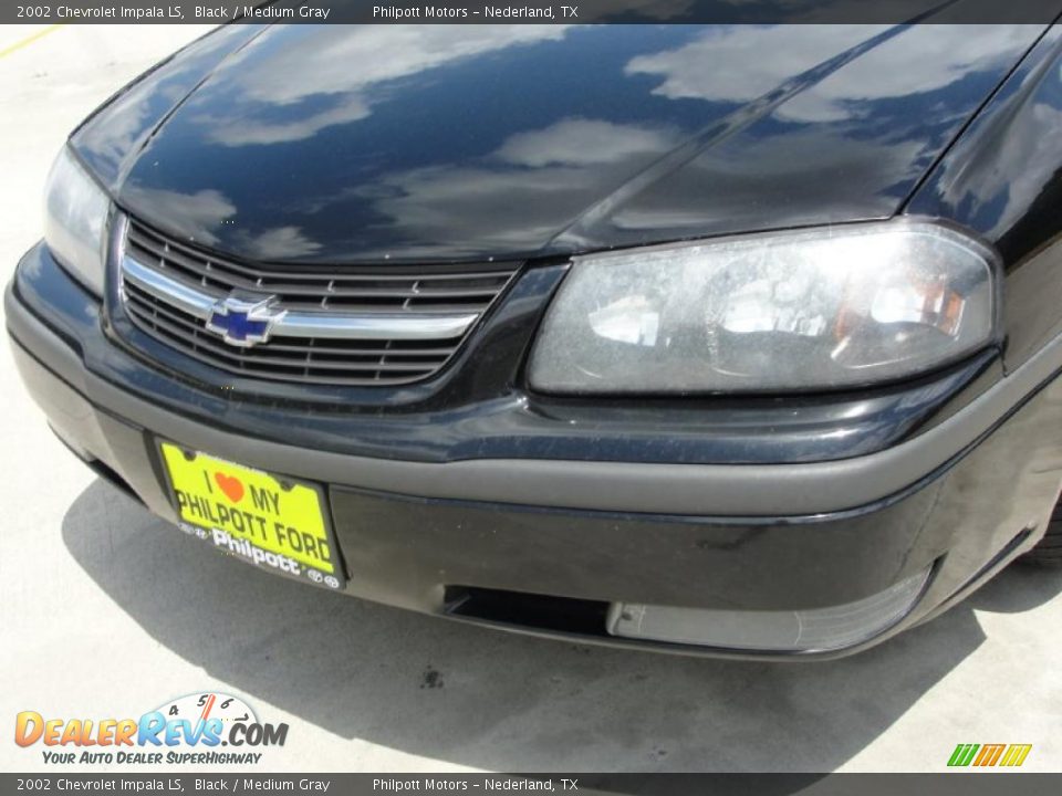 2002 Chevrolet Impala LS Black / Medium Gray Photo #11