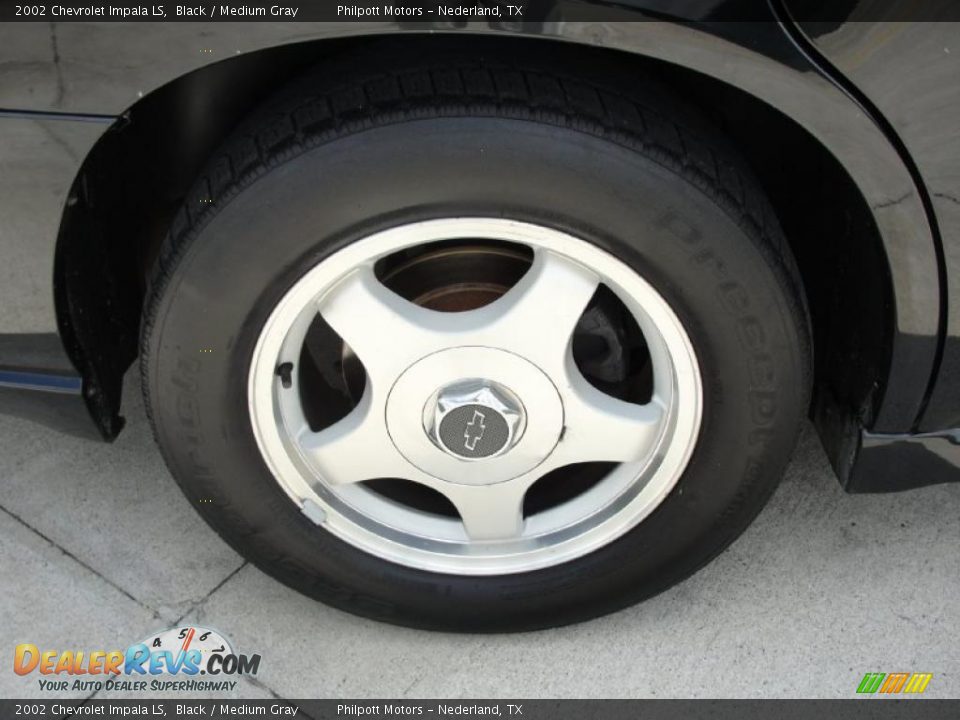 2002 Chevrolet Impala LS Black / Medium Gray Photo #14