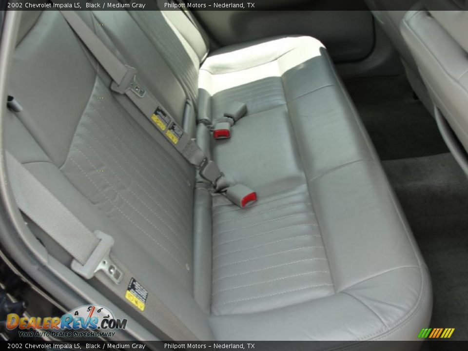 2002 Chevrolet Impala LS Black / Medium Gray Photo #25