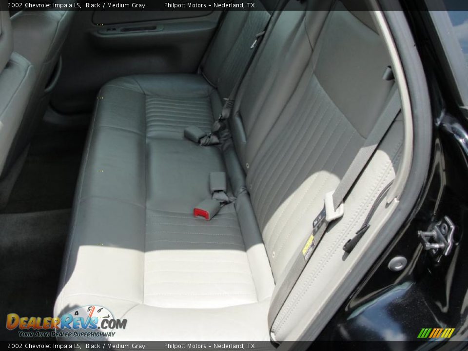 2002 Chevrolet Impala LS Black / Medium Gray Photo #28