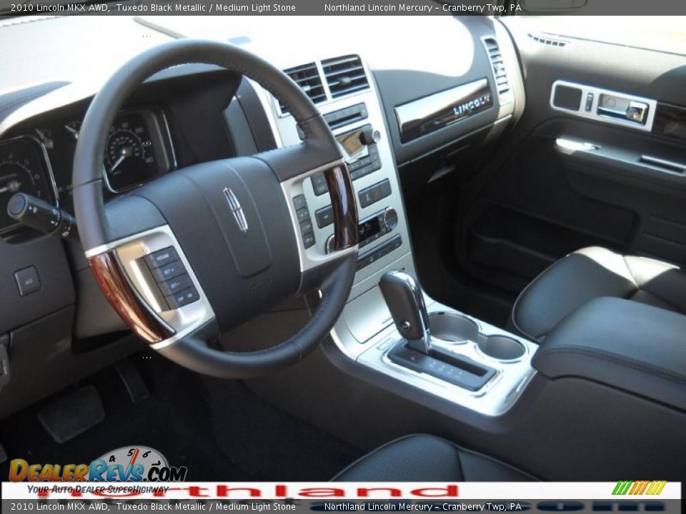 2010 Lincoln MKX AWD Tuxedo Black Metallic / Medium Light Stone Photo #7