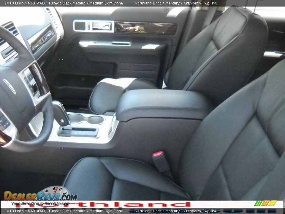 2010 Lincoln MKX AWD Tuxedo Black Metallic / Medium Light Stone Photo #8