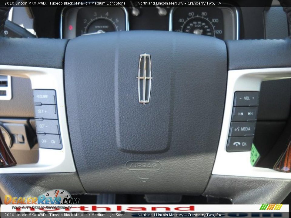 2010 Lincoln MKX AWD Tuxedo Black Metallic / Medium Light Stone Photo #19