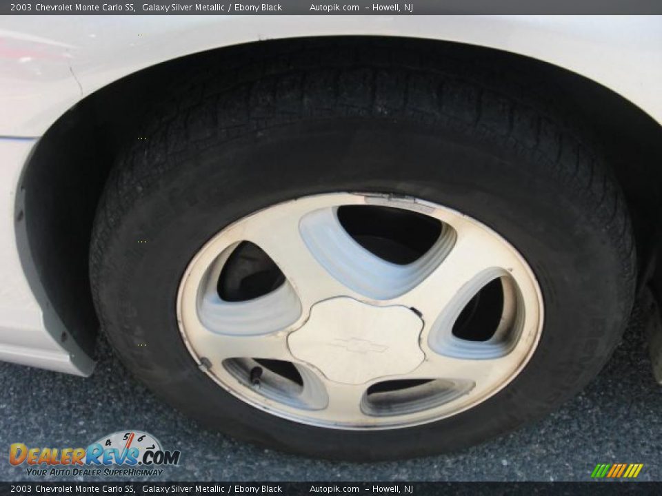 2003 Chevrolet Monte Carlo SS Galaxy Silver Metallic / Ebony Black Photo #16
