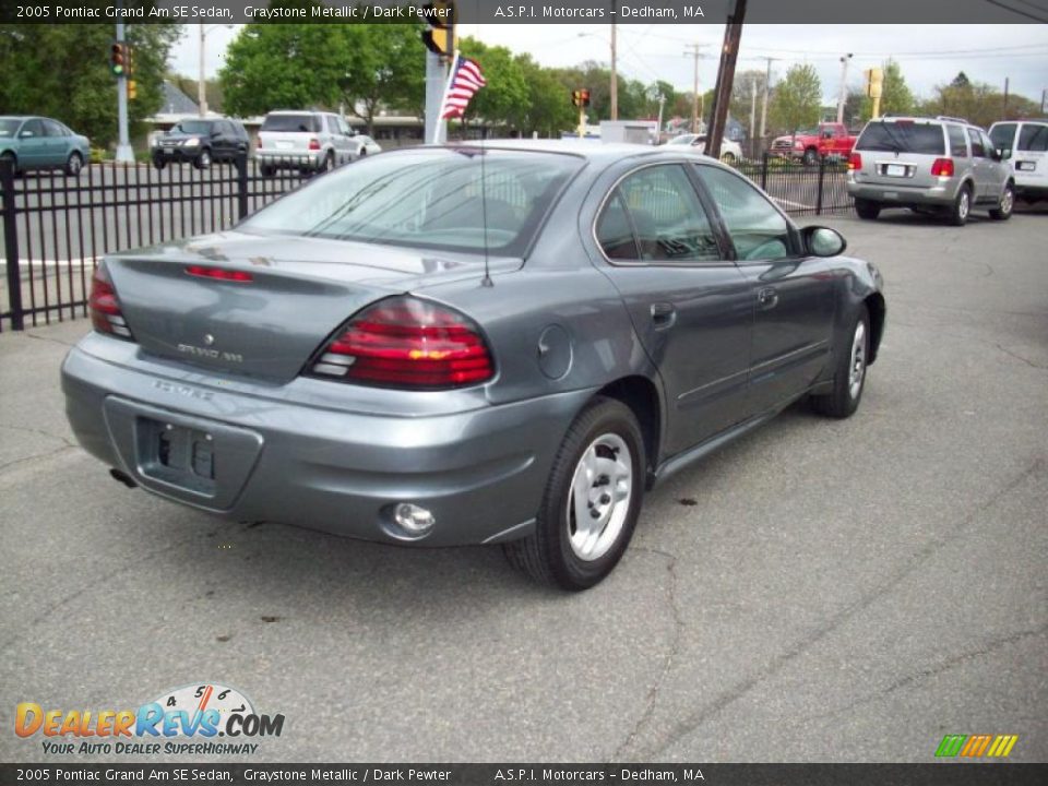 2005 Pontiac Grand Am SE Sedan Graystone Metallic / Dark Pewter Photo #5