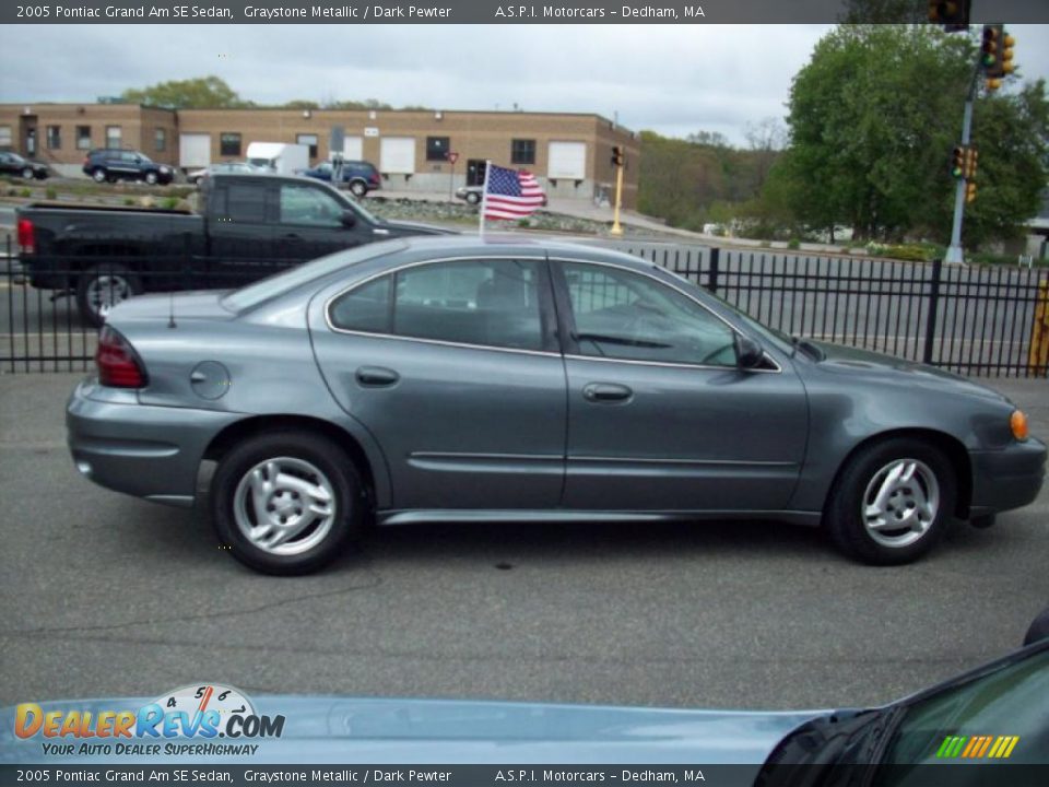 2005 Pontiac Grand Am SE Sedan Graystone Metallic / Dark Pewter Photo #6