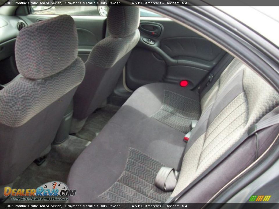 2005 Pontiac Grand Am SE Sedan Graystone Metallic / Dark Pewter Photo #13