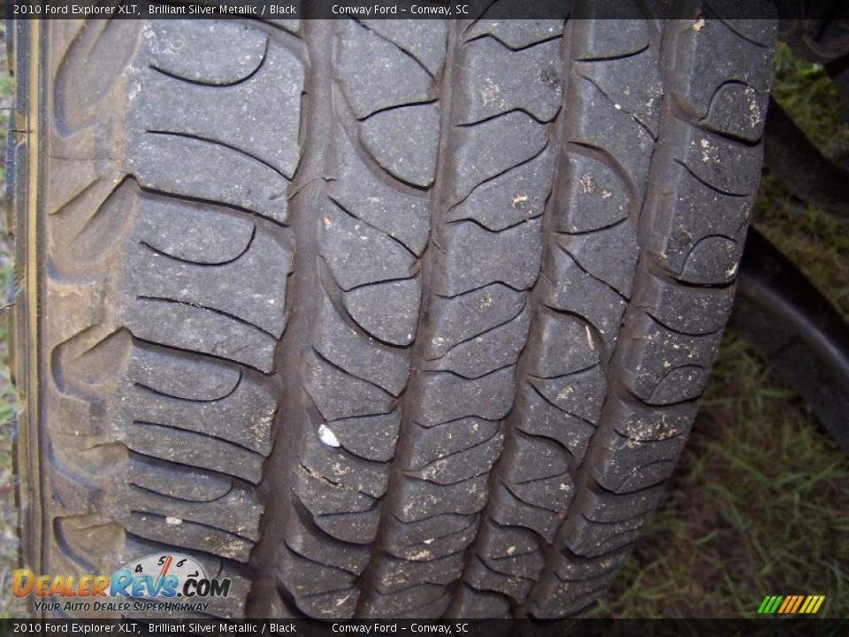 2010 Ford Explorer XLT Brilliant Silver Metallic / Black Photo #10