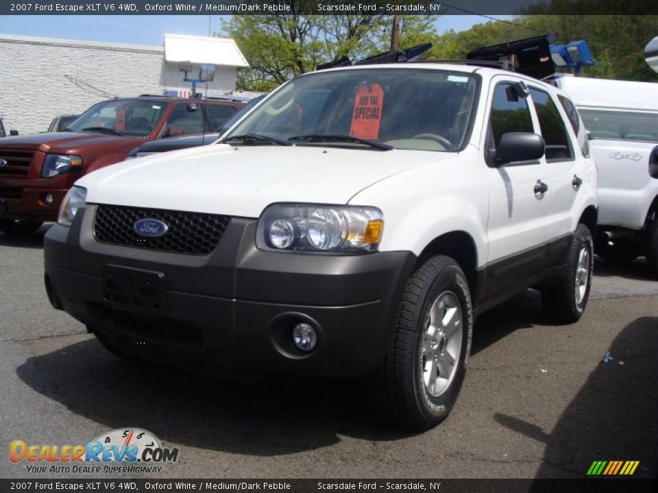 2007 Ford Escape XLT V6 4WD Oxford White / Medium/Dark Pebble Photo #1