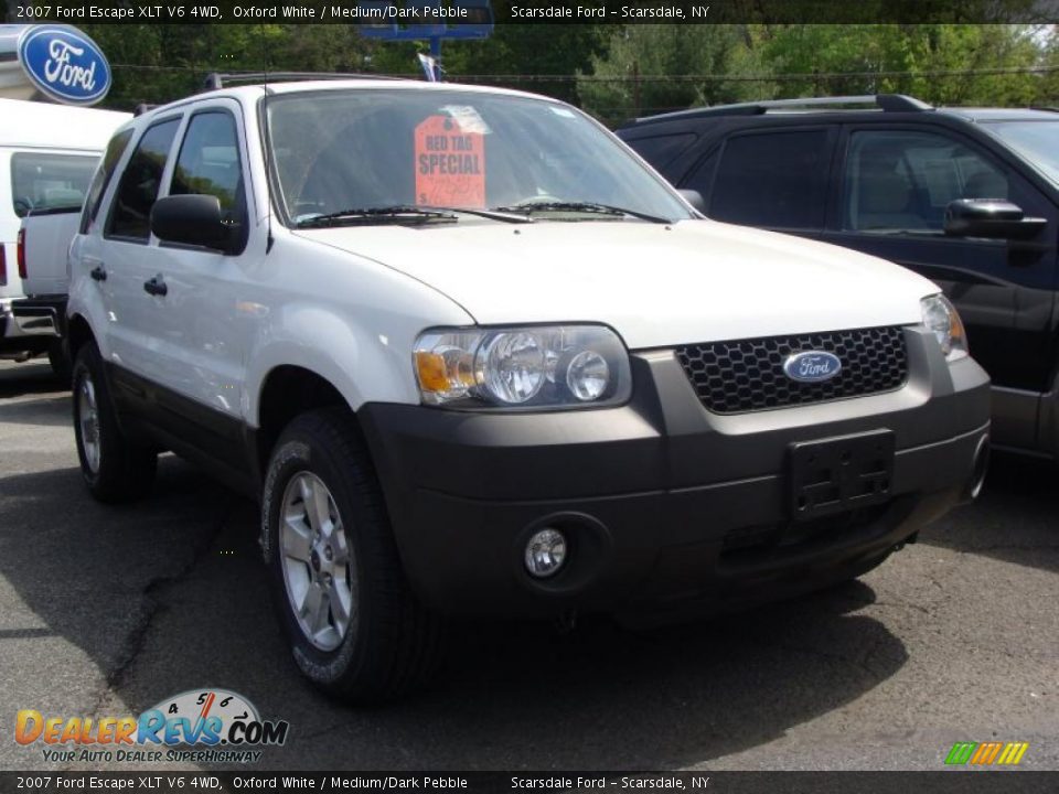 2007 Ford Escape XLT V6 4WD Oxford White / Medium/Dark Pebble Photo #3