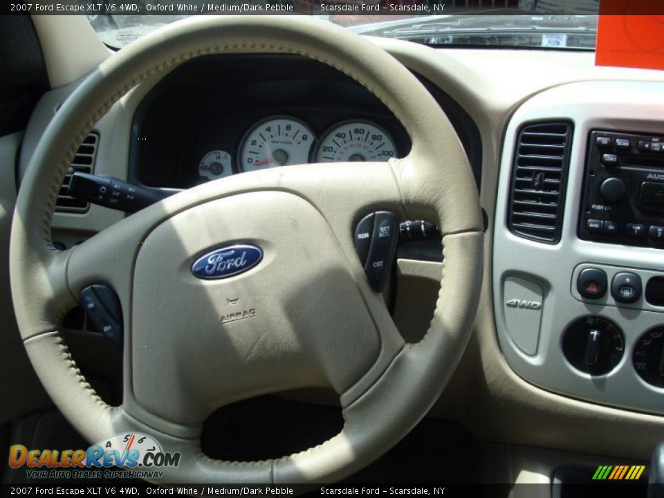 2007 Ford Escape XLT V6 4WD Oxford White / Medium/Dark Pebble Photo #19