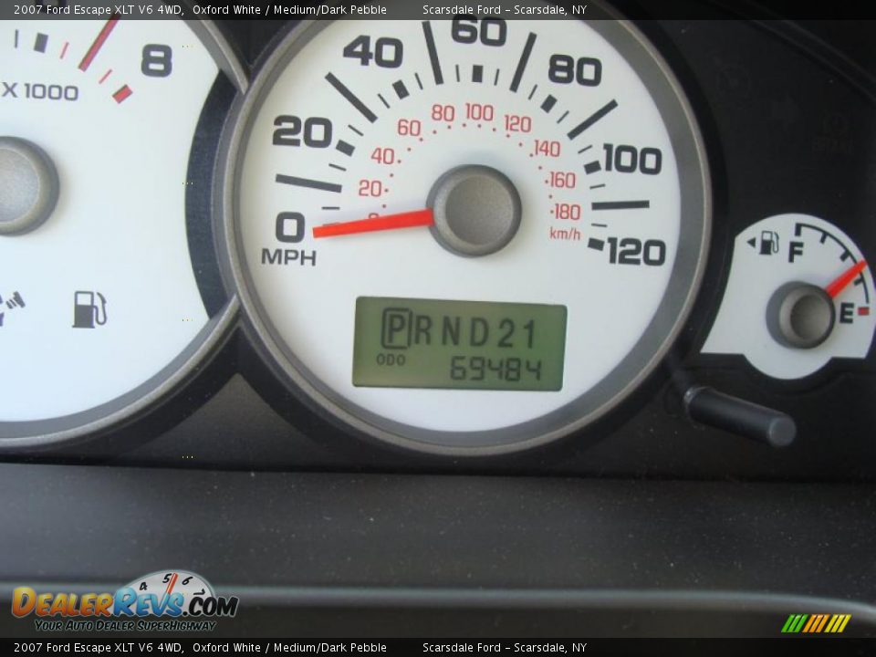 2007 Ford Escape XLT V6 4WD Oxford White / Medium/Dark Pebble Photo #22