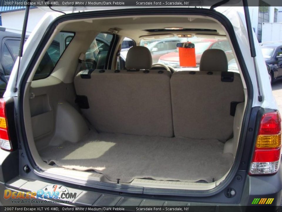 2007 Ford Escape XLT V6 4WD Oxford White / Medium/Dark Pebble Photo #23