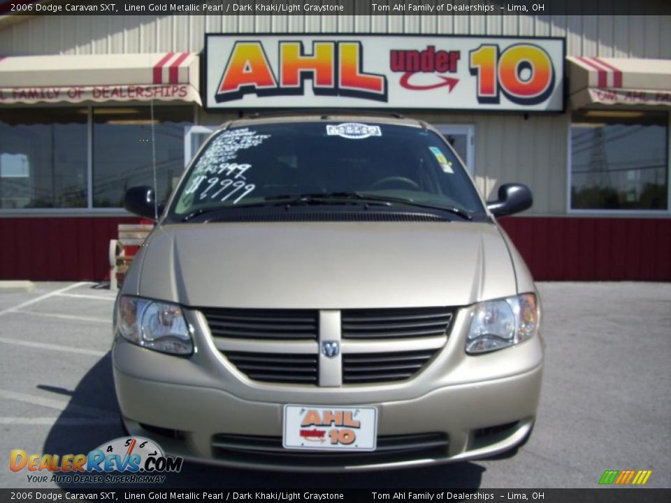 2006 Dodge Caravan SXT Linen Gold Metallic Pearl / Dark Khaki/Light Graystone Photo #1