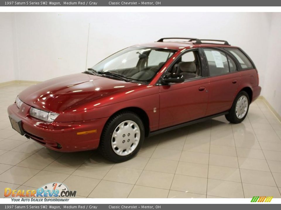 1997 Saturn S Series SW2 Wagon Medium Red / Gray Photo #3