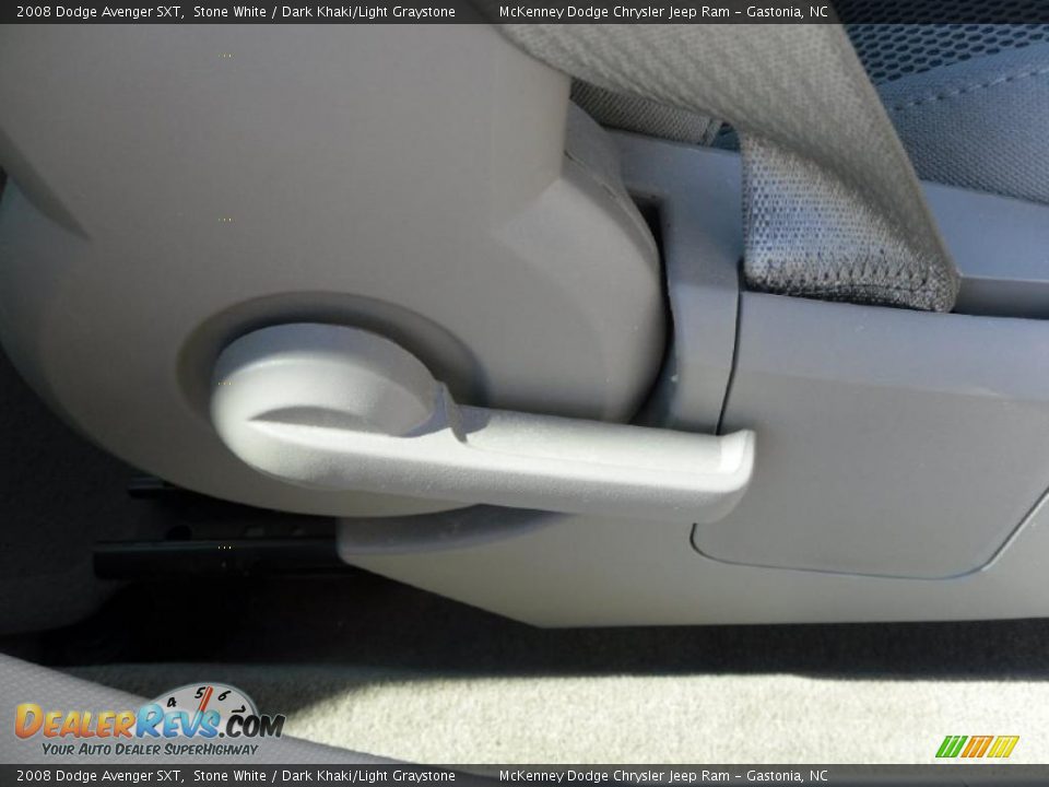 2008 Dodge Avenger SXT Stone White / Dark Khaki/Light Graystone Photo #18